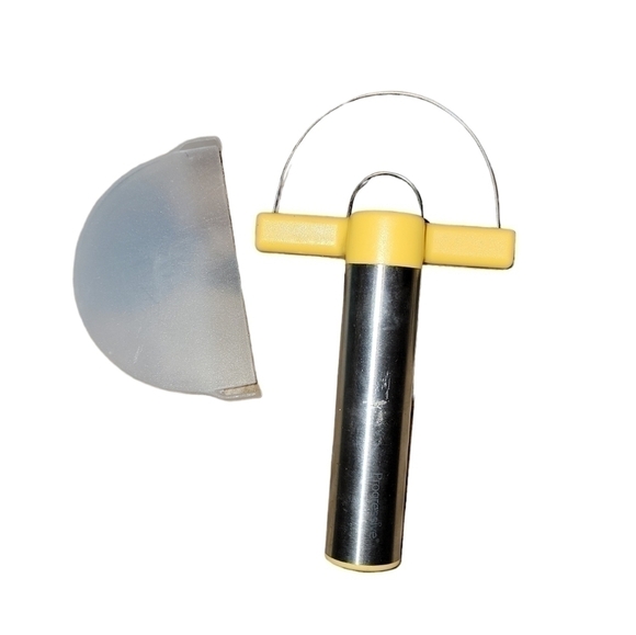 Pineapple Cutter Slicer Fruit PeelerStainless Steel Kitchen Tool - Picture 1 of 4